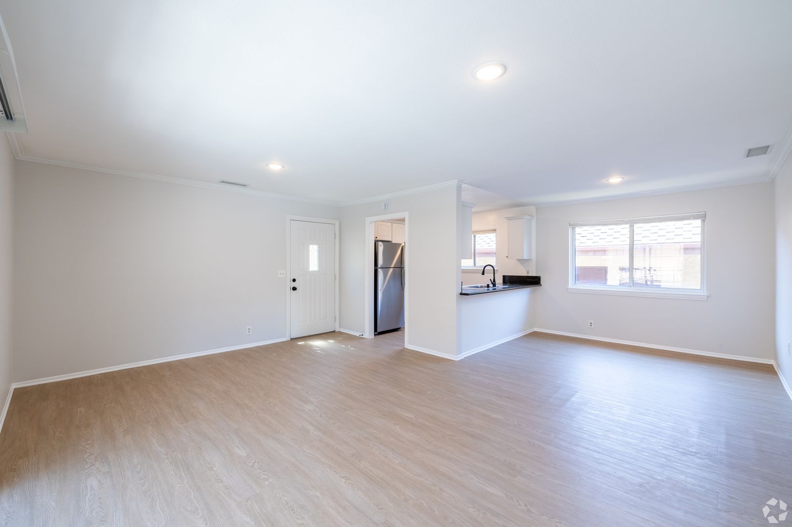 Agoura Hills Apartment: 5302 Colodny Drive