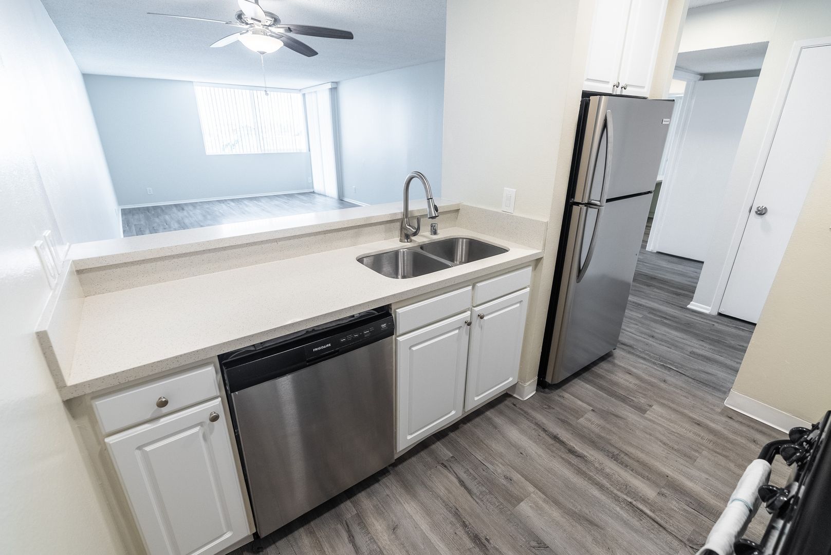 Oxnard Apartment: 4200 S Harbor Blvd