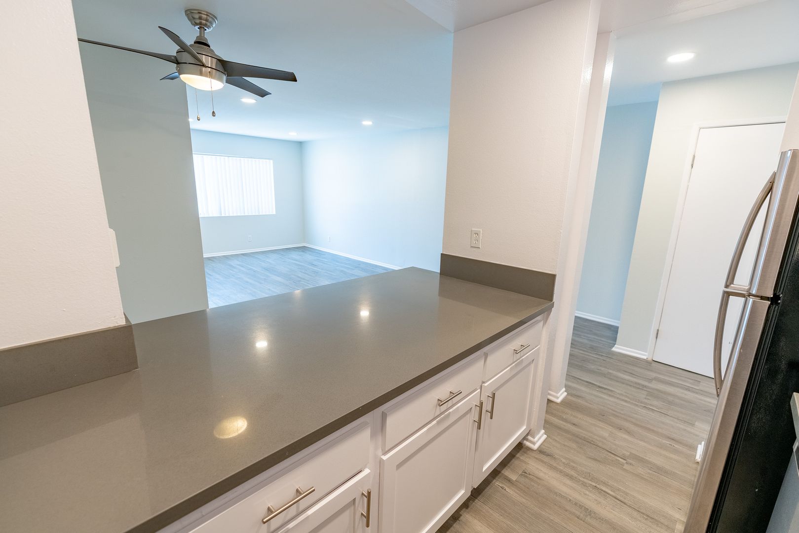 Los Angeles Apartment: 2039 N Las Palmas Ave.