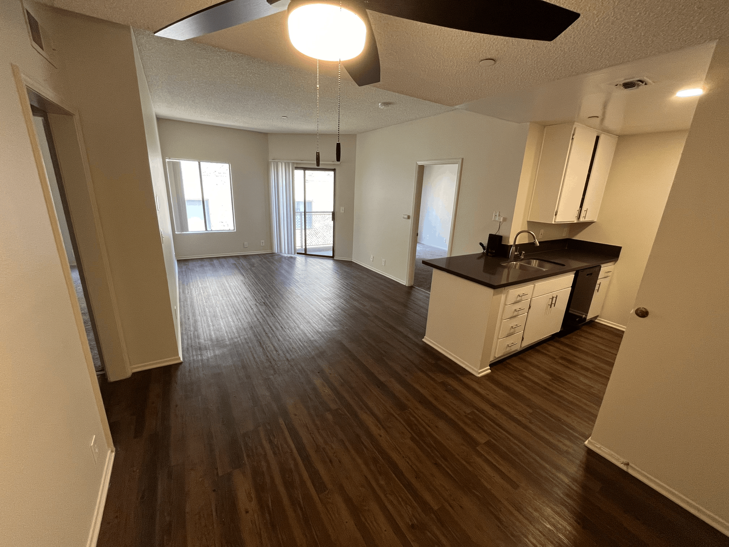 Los Angeles Apartment: 747 Gayley Ave