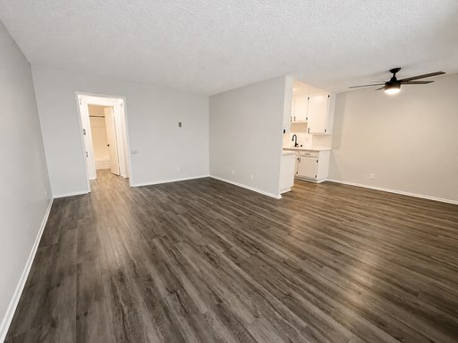 18424 Halsted - Gorgeous, fully renovated building located in Northridge