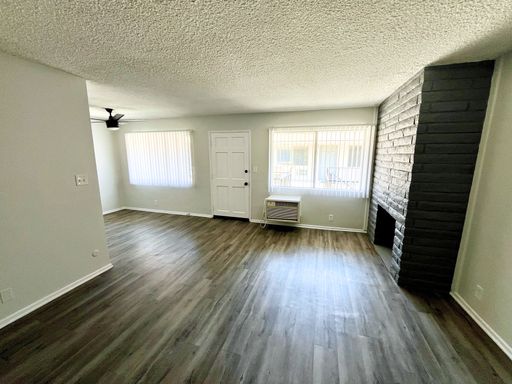 18407 Dearborn - Gorgeous, fully renovated building located in Northridge – photo 1