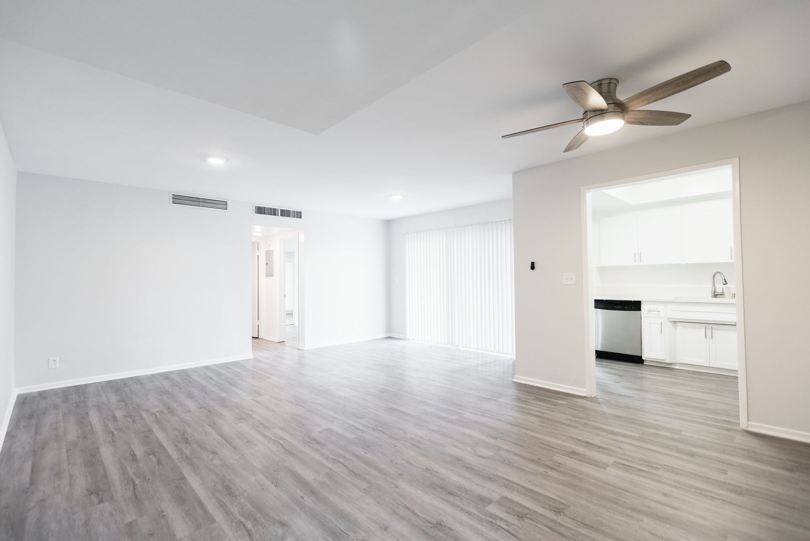 Los Angeles Apartment: 312 S. Willaman Drive
