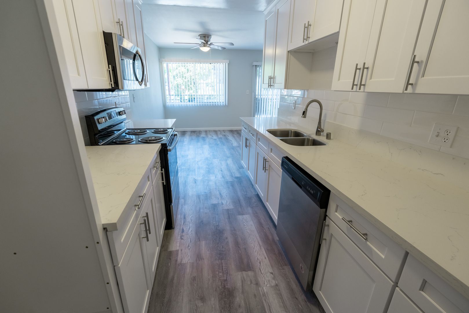 Los Angeles Apartment: 1635 North Martel Avenue