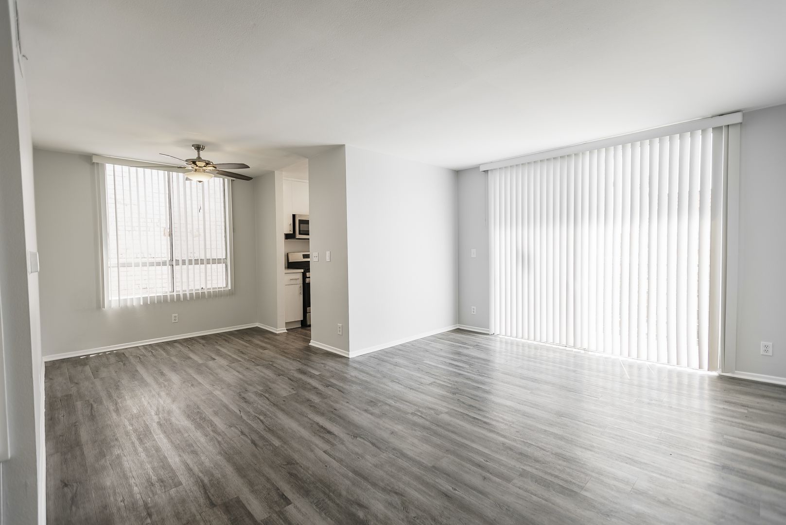 Los Angeles Apartment: 1223 Federal Ave