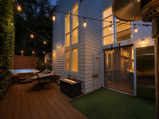 Speakeasy-Inspired Architectural Loft with Private Outdoor Oasis – photo 1