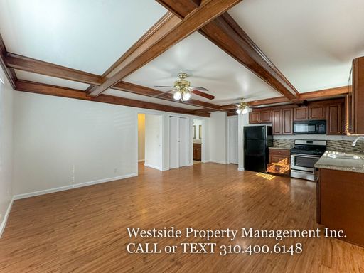 Charming & Bright 2+1 | Highland Park Neighborhood – photo 1