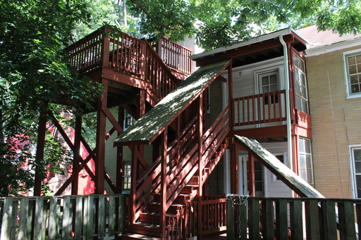 277 Woodland Drive - 9 Bedroom House (Unfurnished) – photo 1