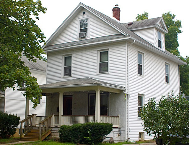 State College Apartment: 224 S. Barnard