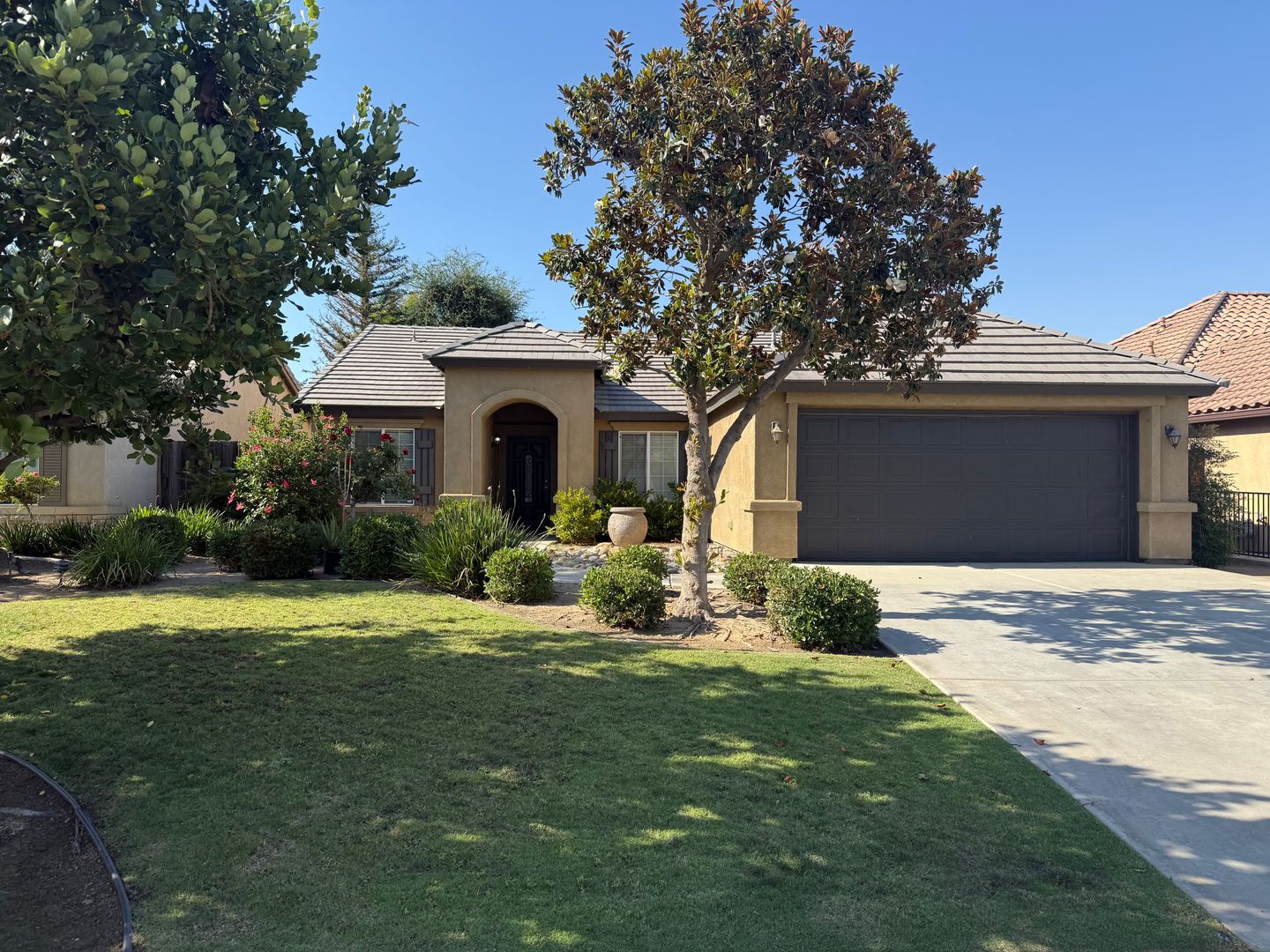 Bakersfield House: 13616 Scafell Pike St