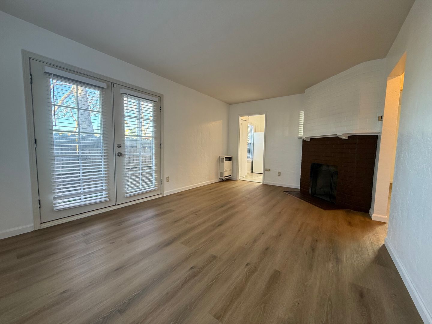Berkeley Apartment: 2427/2429 San Pablo Ave