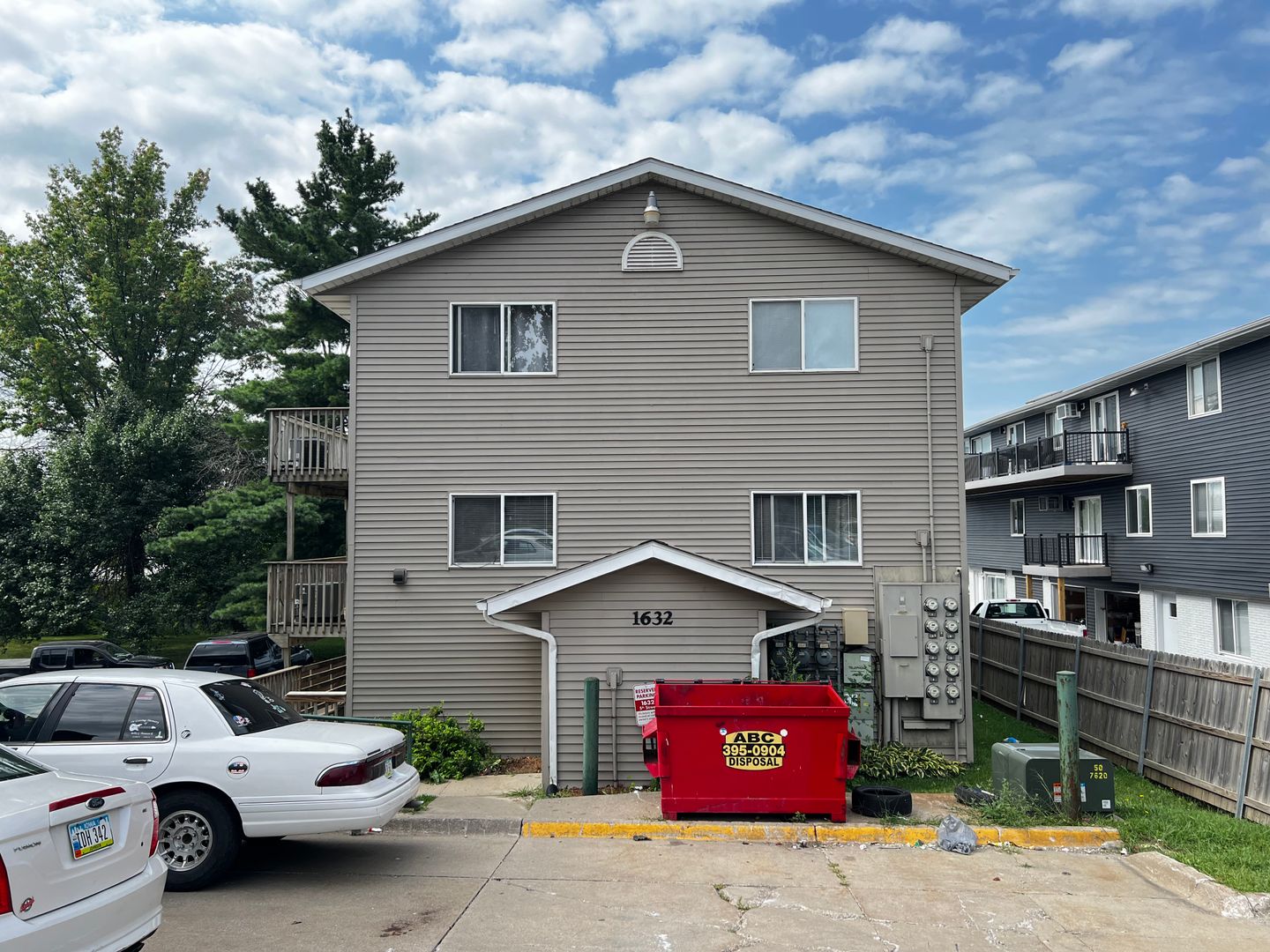 Coralville Apartment: 1632 5th Street