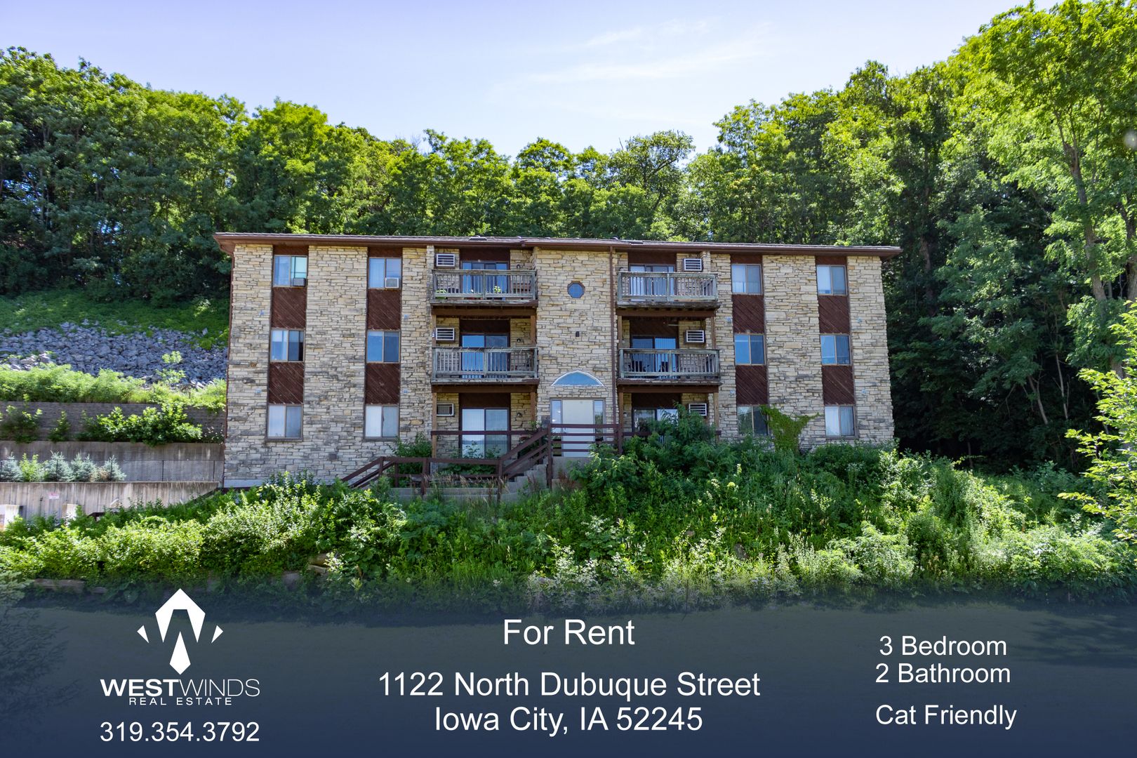 Iowa City Apartment: 1122 N. Dubuque Street