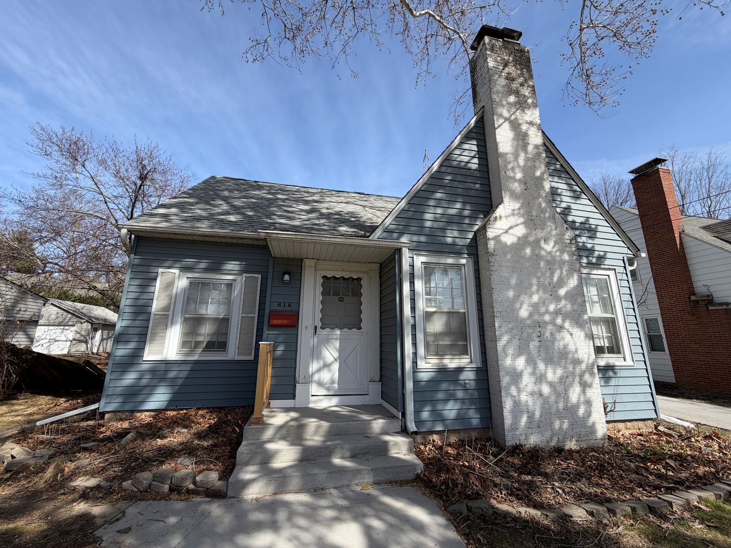 Iowa City House: 618 Brookland Park Drive