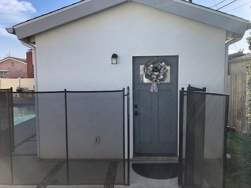 Fully Furnished 1 Bedroom, 1 Bathroom ADU In Fountain Valley! Call Today