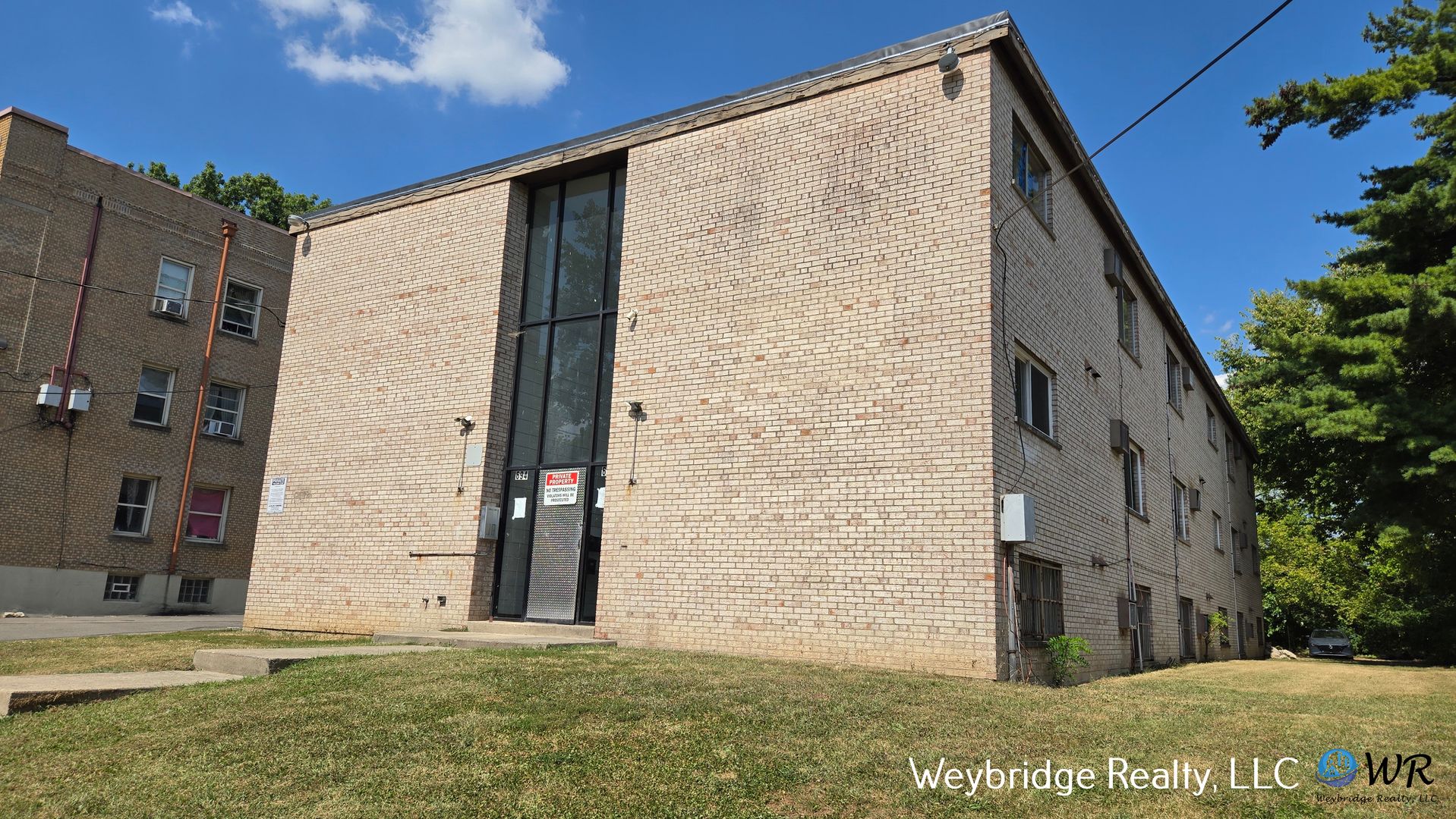 Cincinnati Apartment: 694 Gholson Avenue