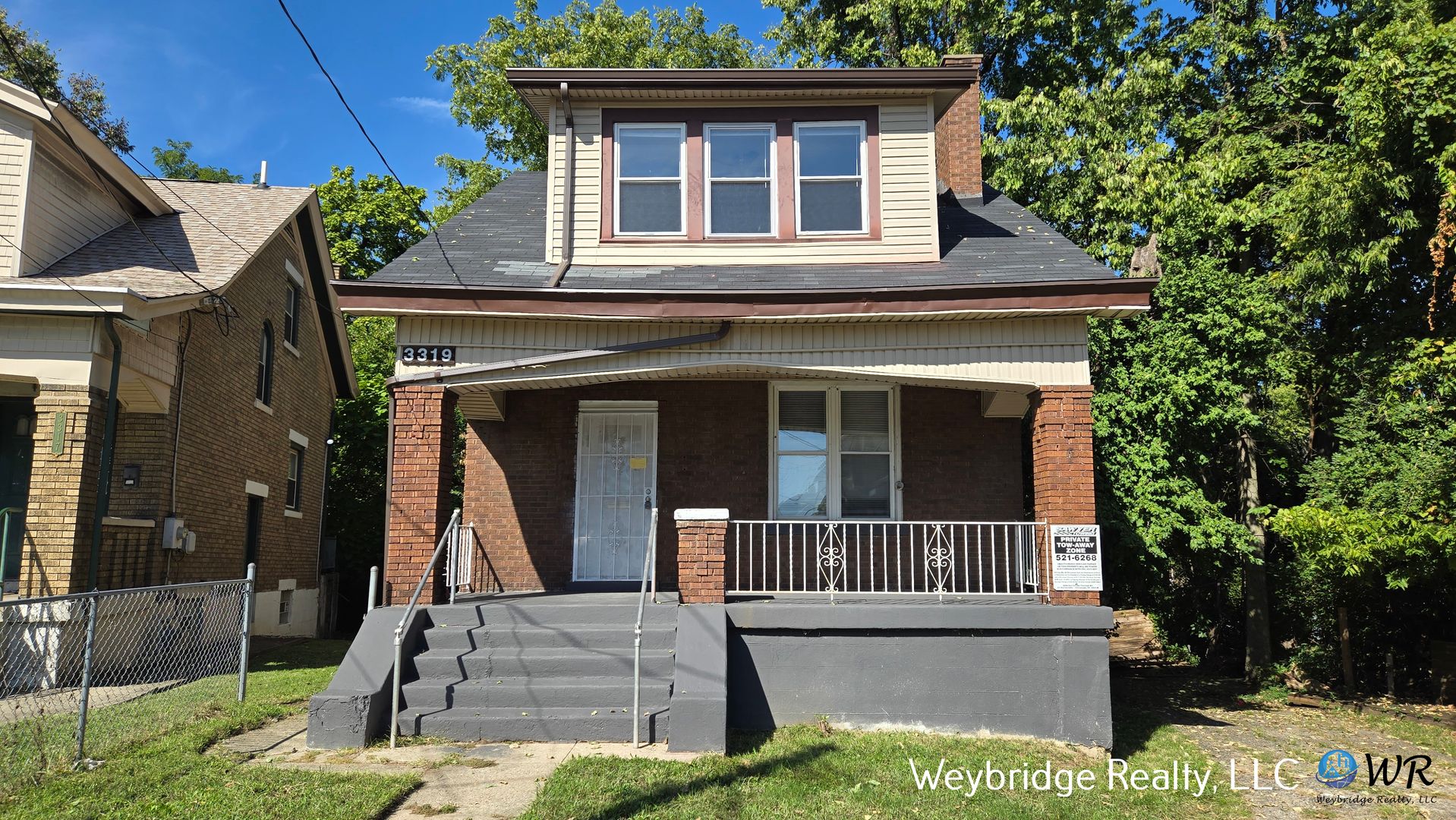 Cincinnati House: 3319 Milton Court