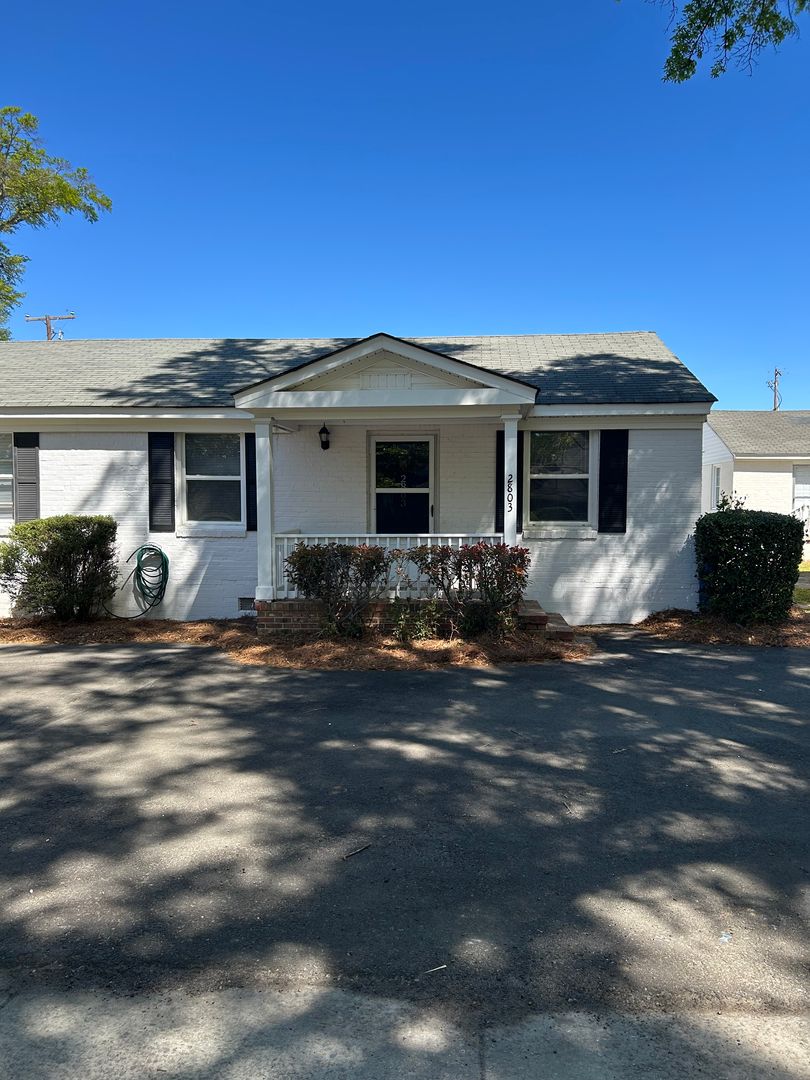 Columbia Townhome: 2803 Blossom Street