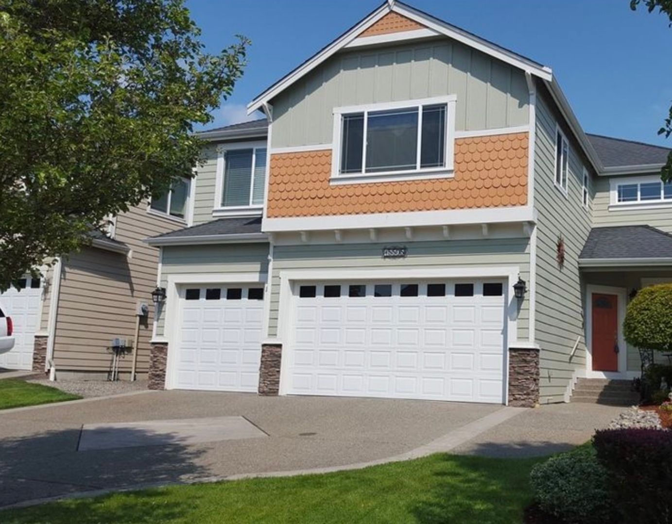 Puyallup House: 15505 86th Ave E