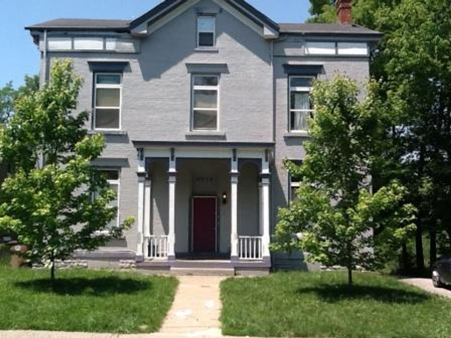 Cincinnati Apartment: 3015 Hackberry St.