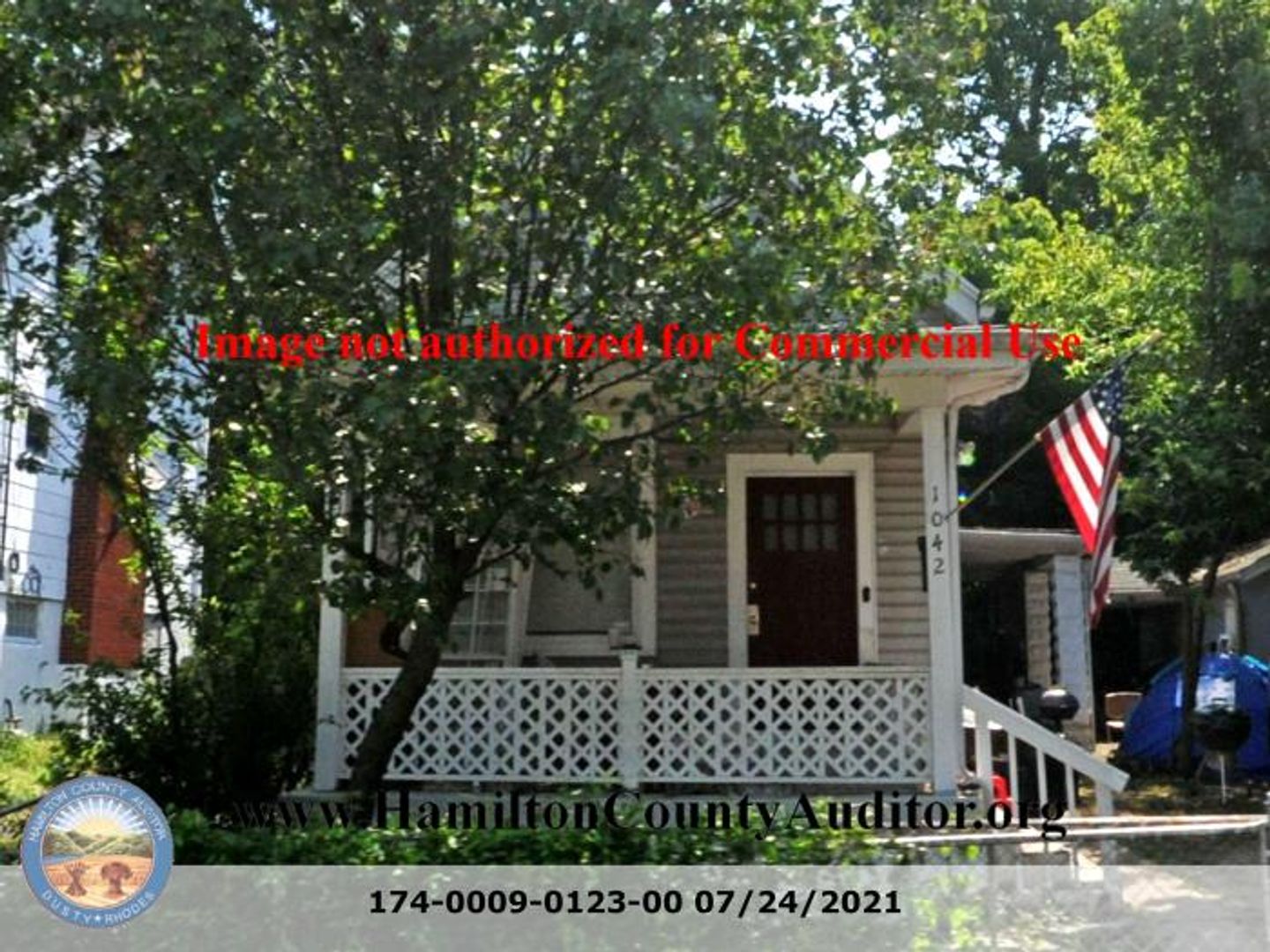 Cincinnati House: 1042 Fairbanks Avenue