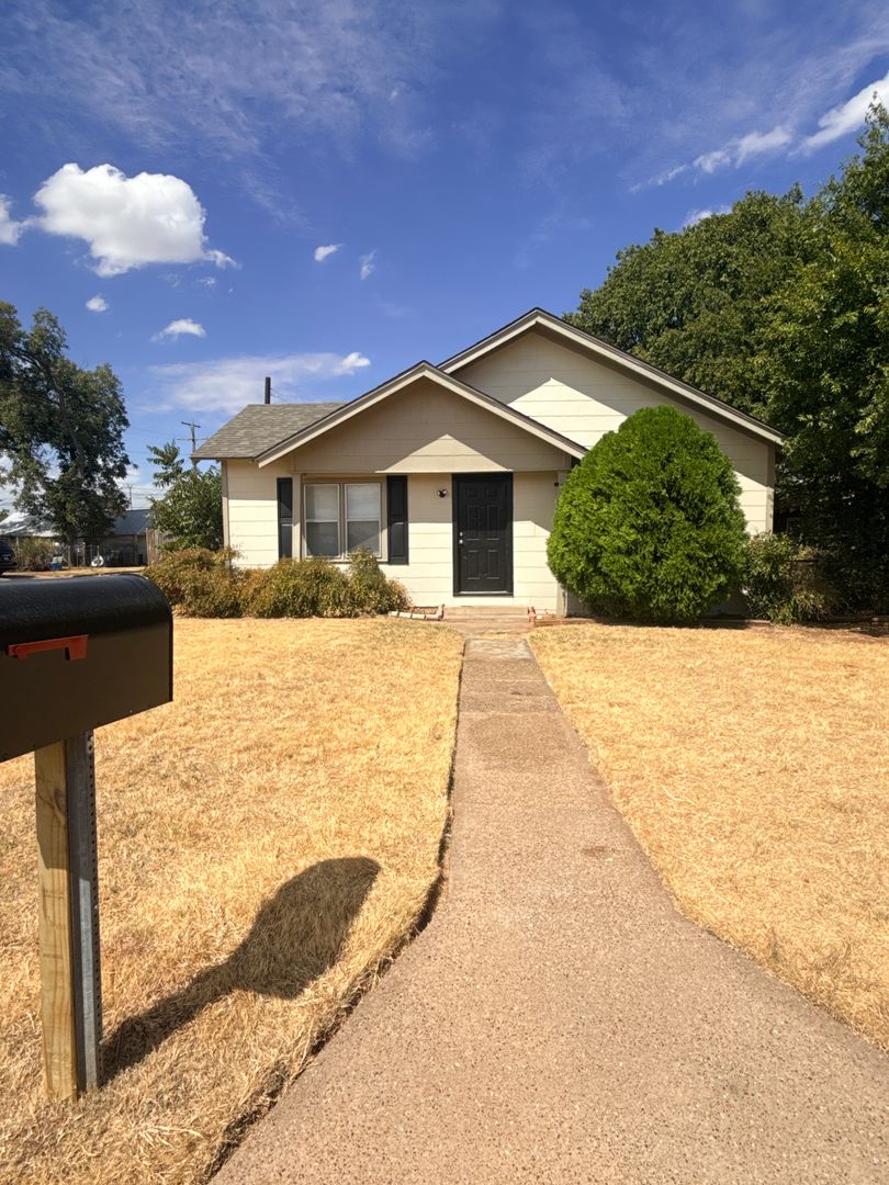 Wichita Falls House: 2806 Miami Ave
