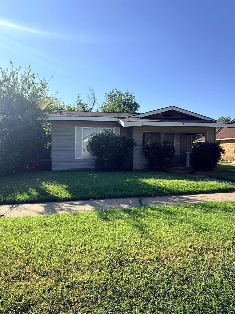 Wichita Falls House: 1805 Buchanan St