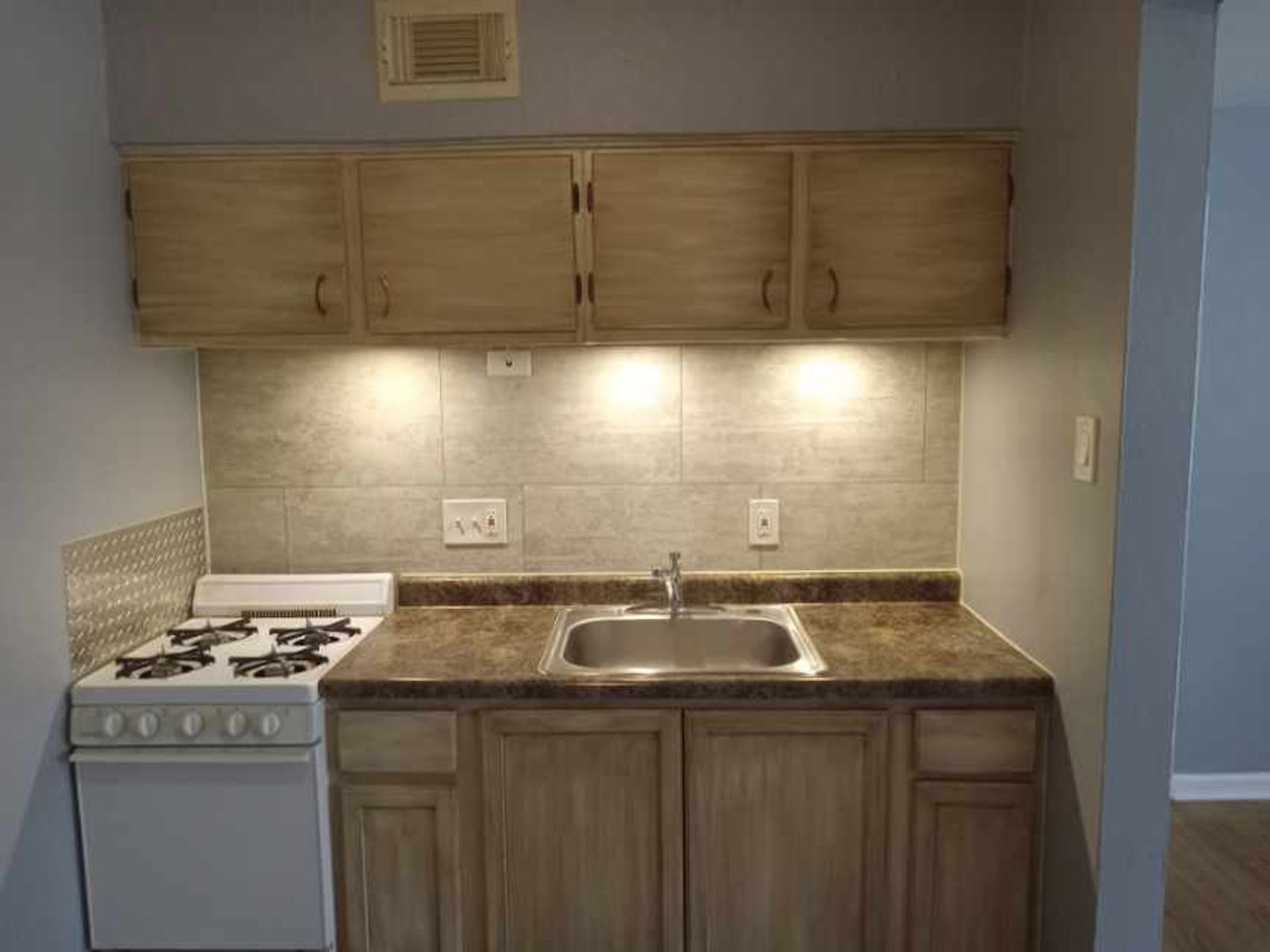 Saint Louis Apartment: 2510-2534 Telegraph Road