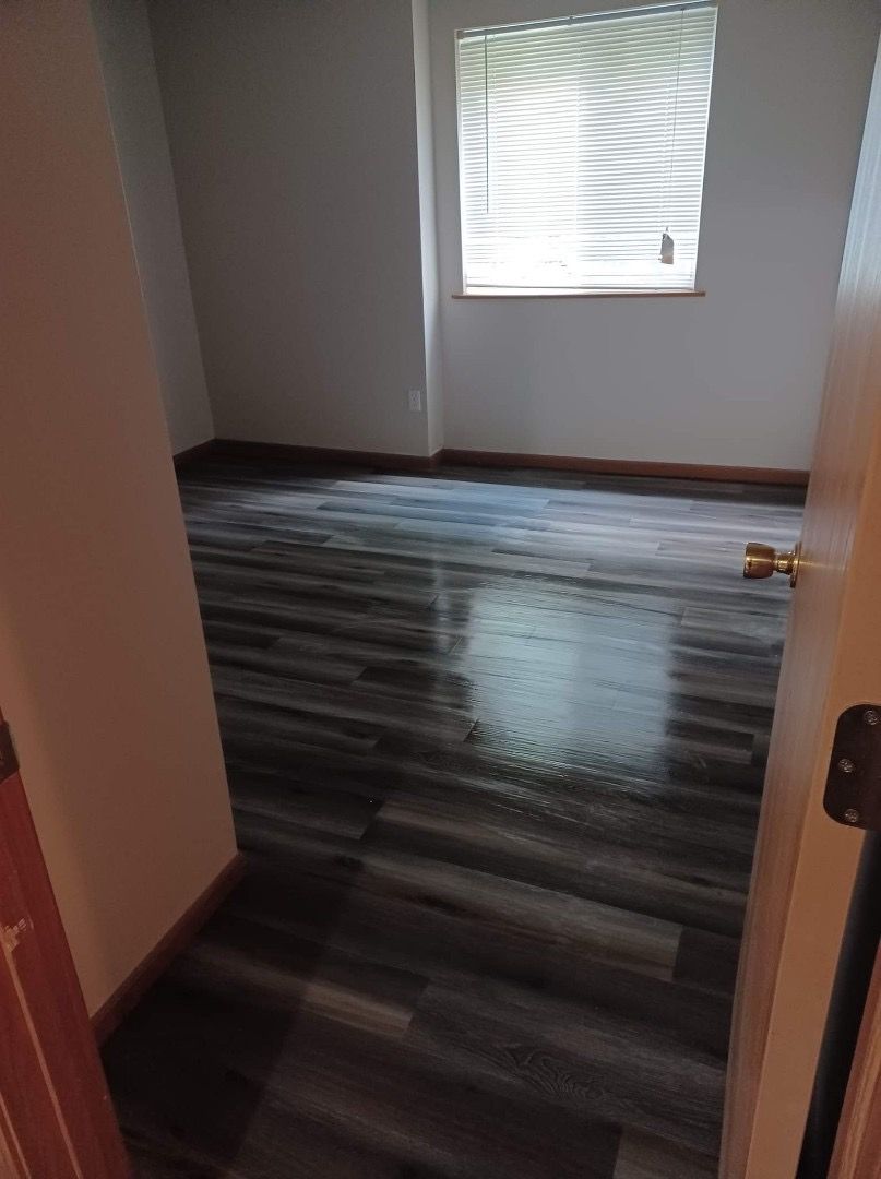 Desloge Apartment: 1009 Hawthorne Street