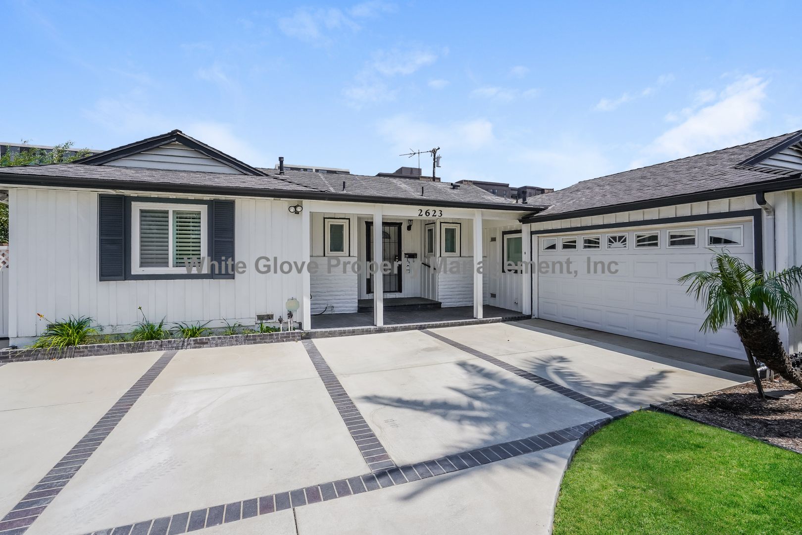 Fullerton House: 2623 Balfour Ave.