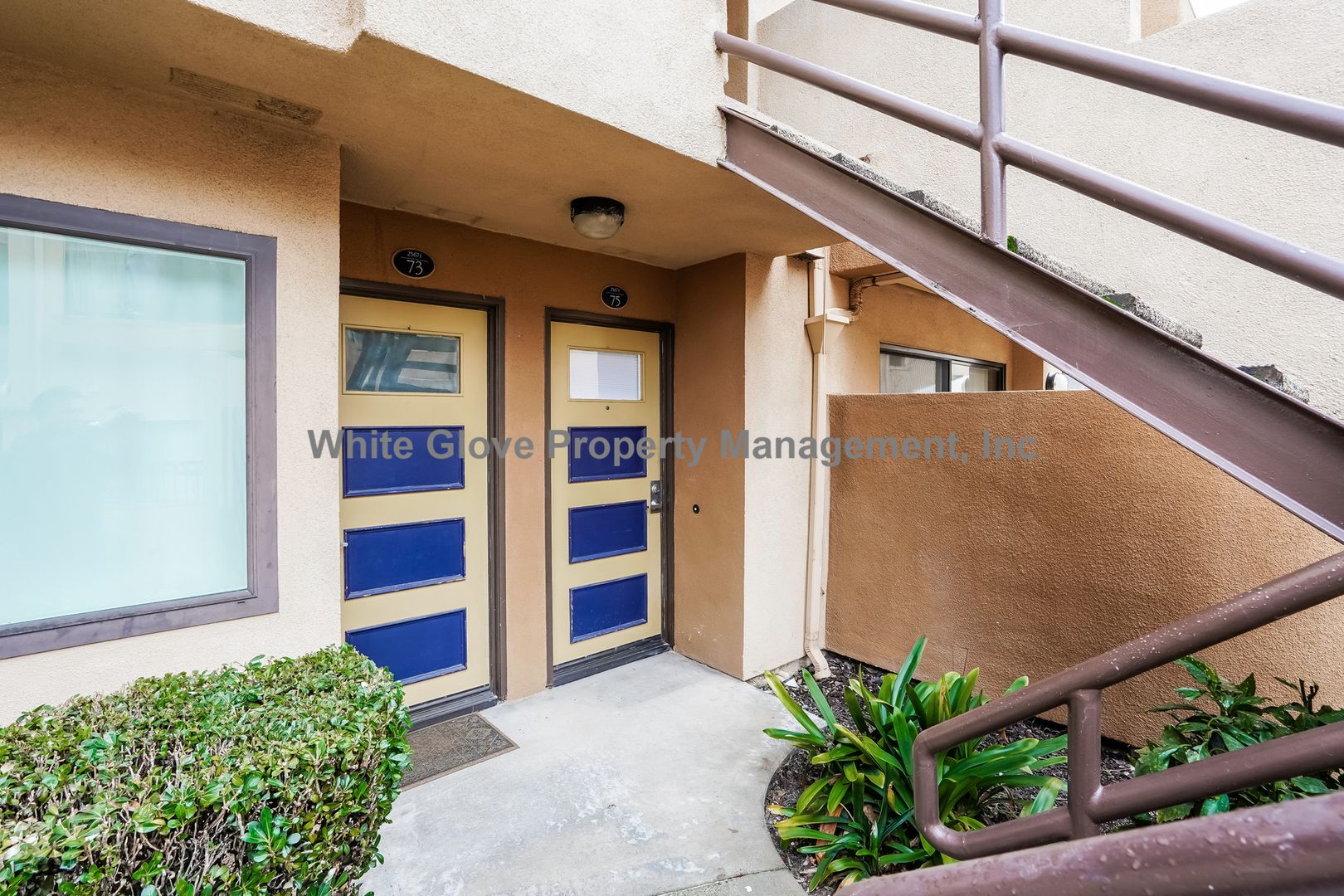 Lake Forest House: 25671 Le Parc # 75