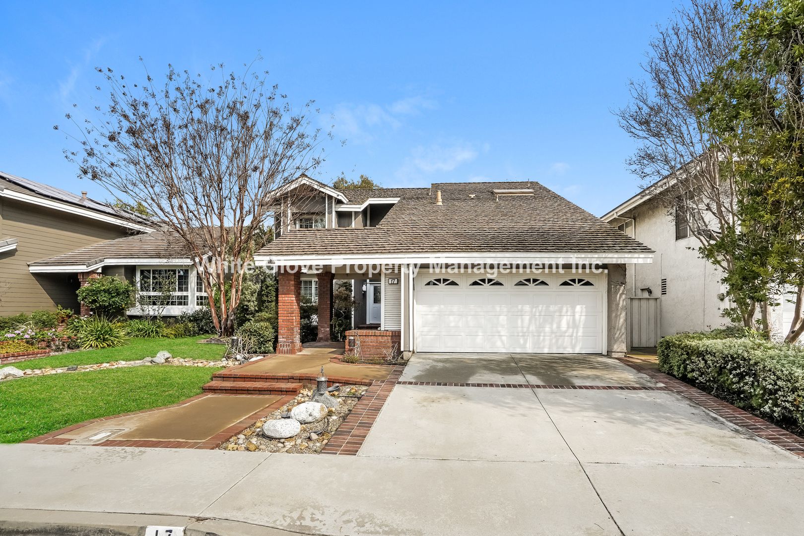 Irvine House: 17 Whispering Wind