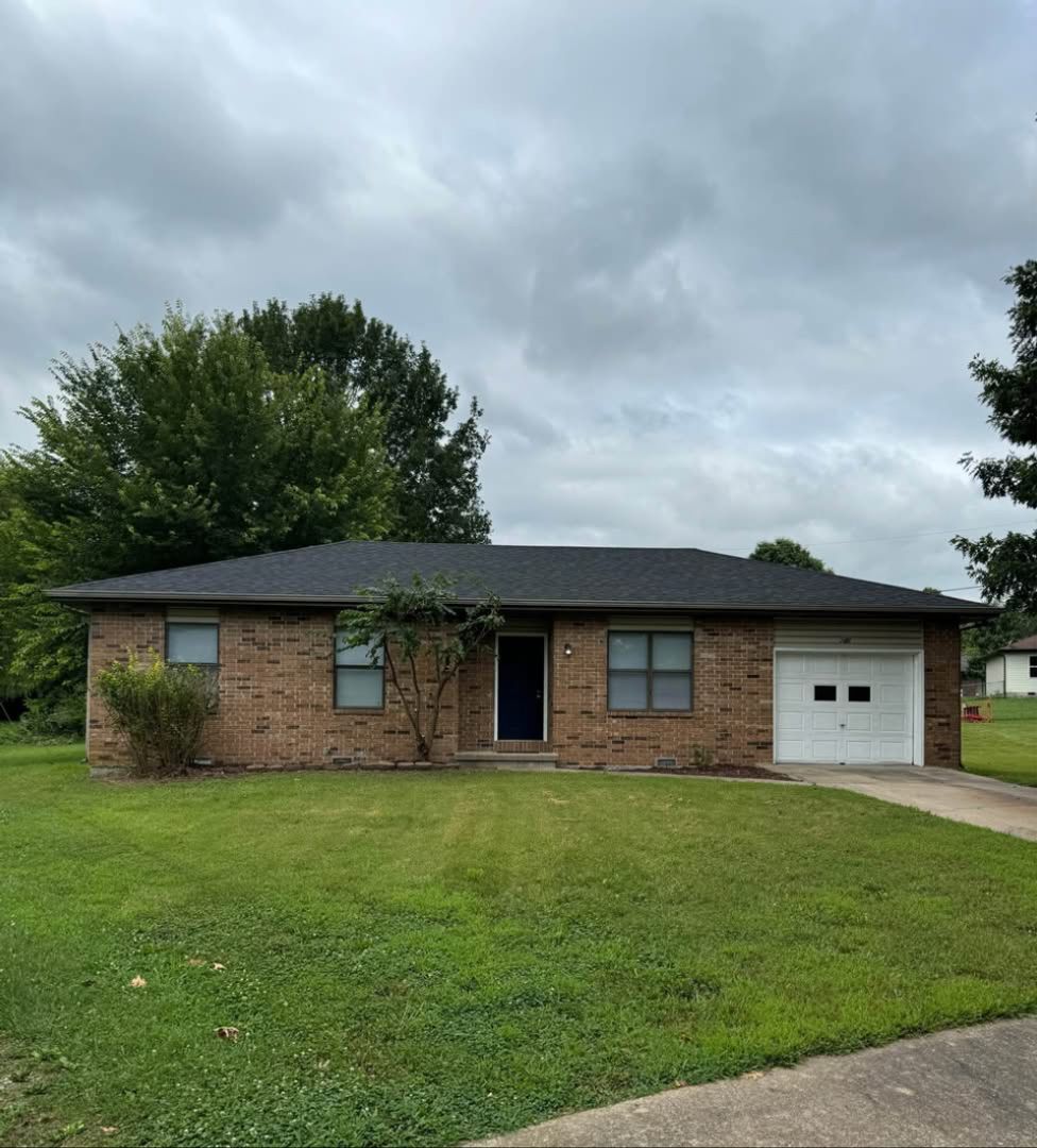Republic House: 2130 Redwood