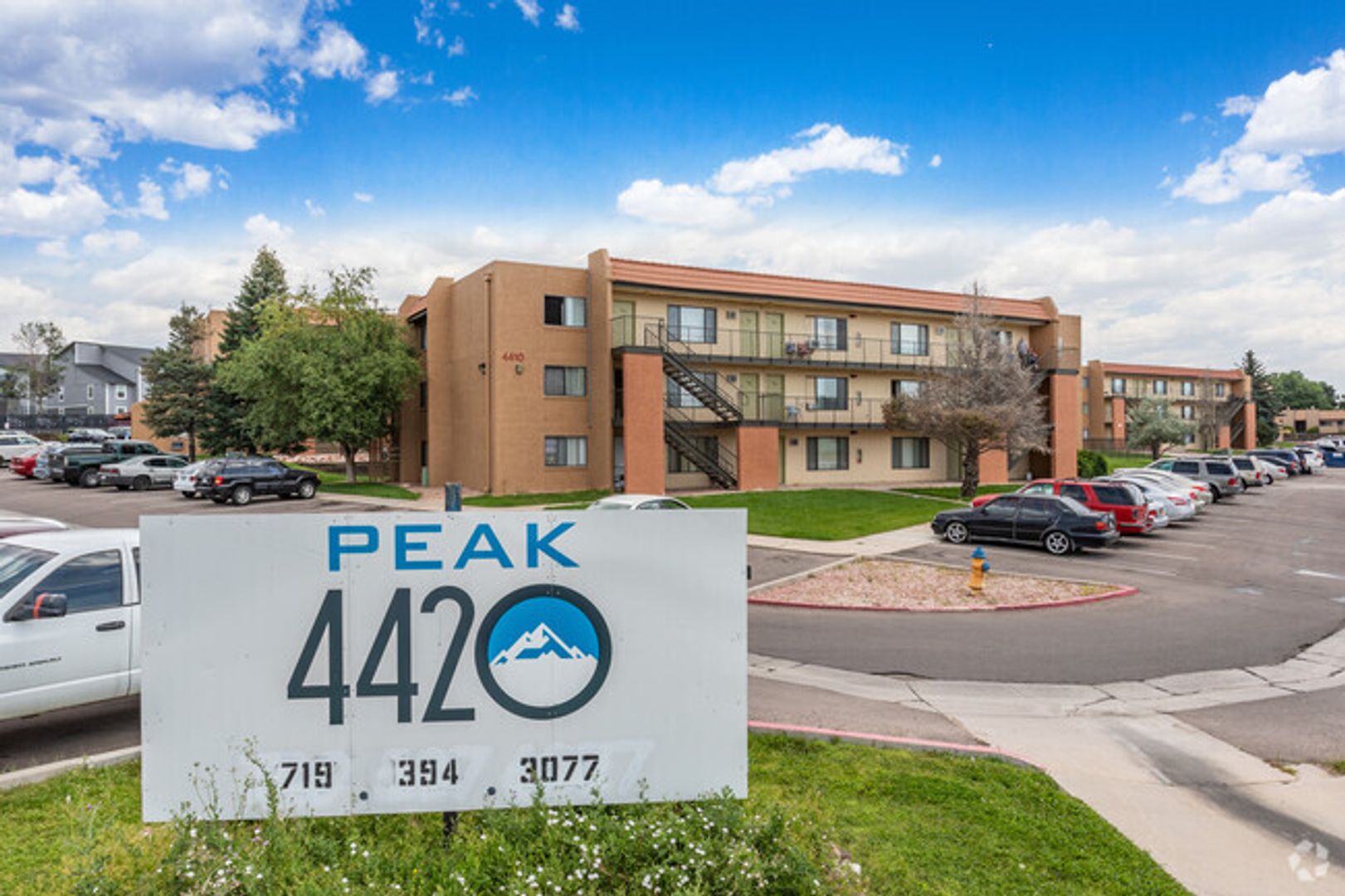 Colorado Springs Apartment: 4420 East Pikes Peak Avenue