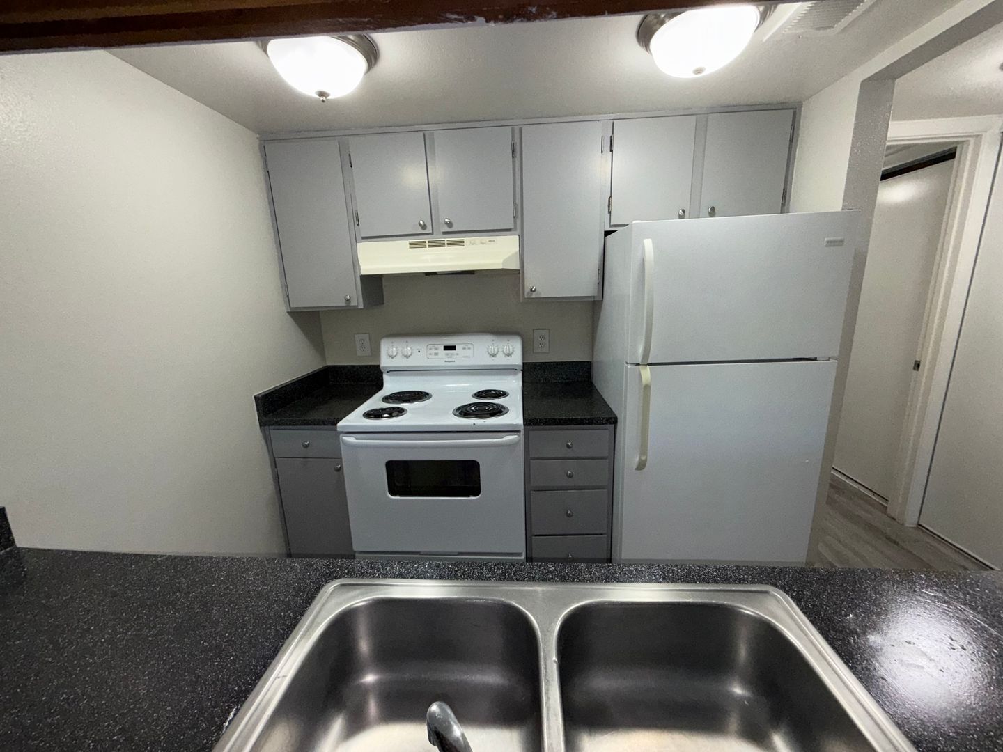 Albuquerque Apartment: 1520 University Boulevard NE