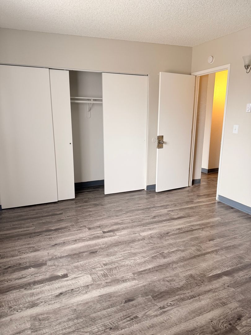 Colorado Springs Apartment: 4420 East Pikes Peak Avenue