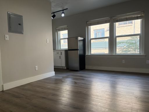 Heart of Cap Hill Studio – photo 1