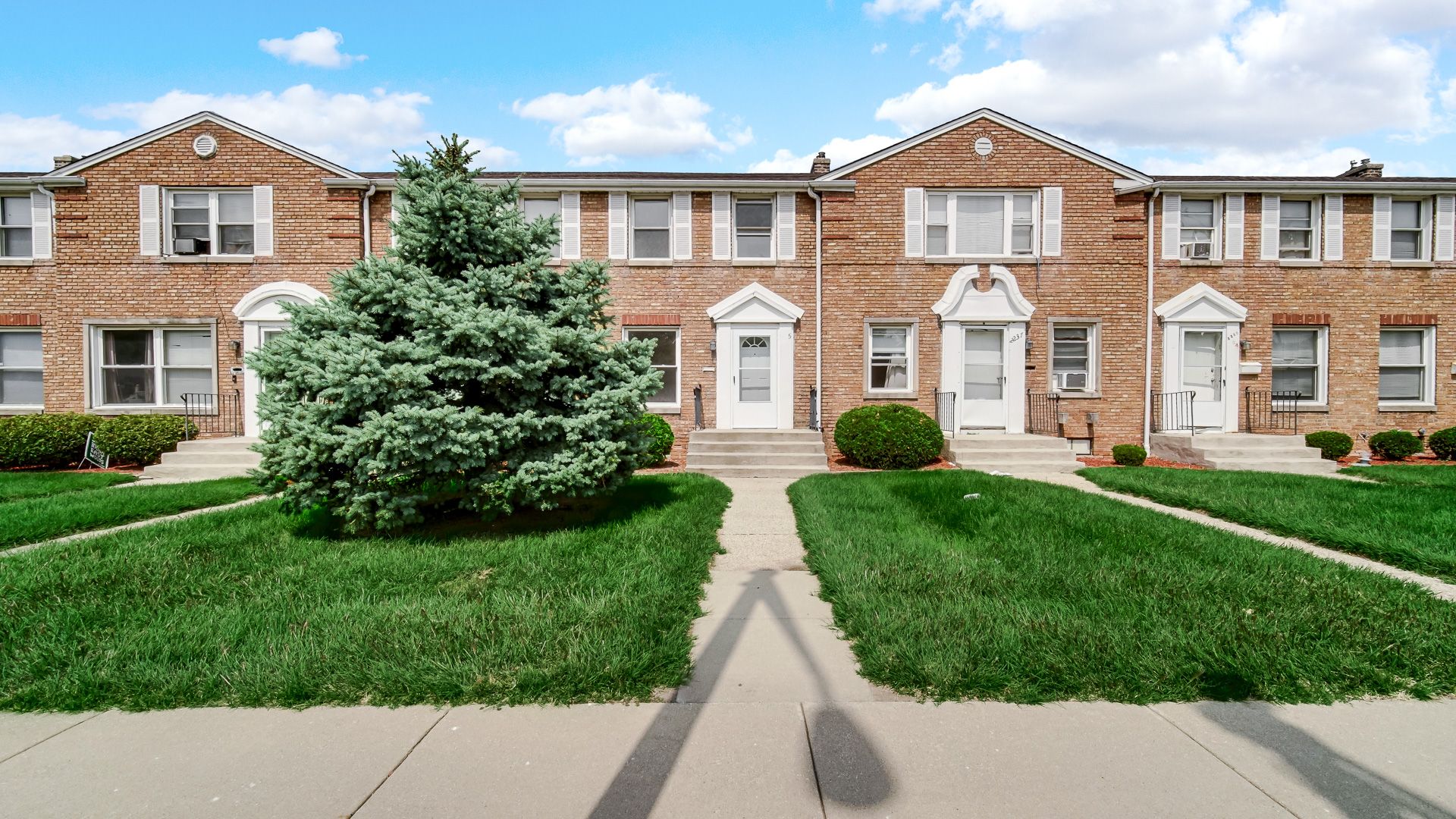 Hammond Apartment: 2229-2243 169th St