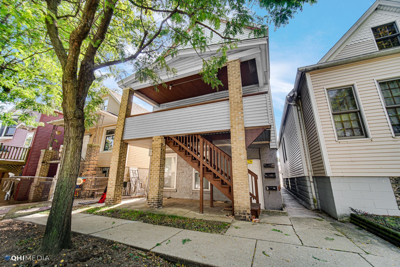 Whiting Apartment: 1522  Fischrupp Ave