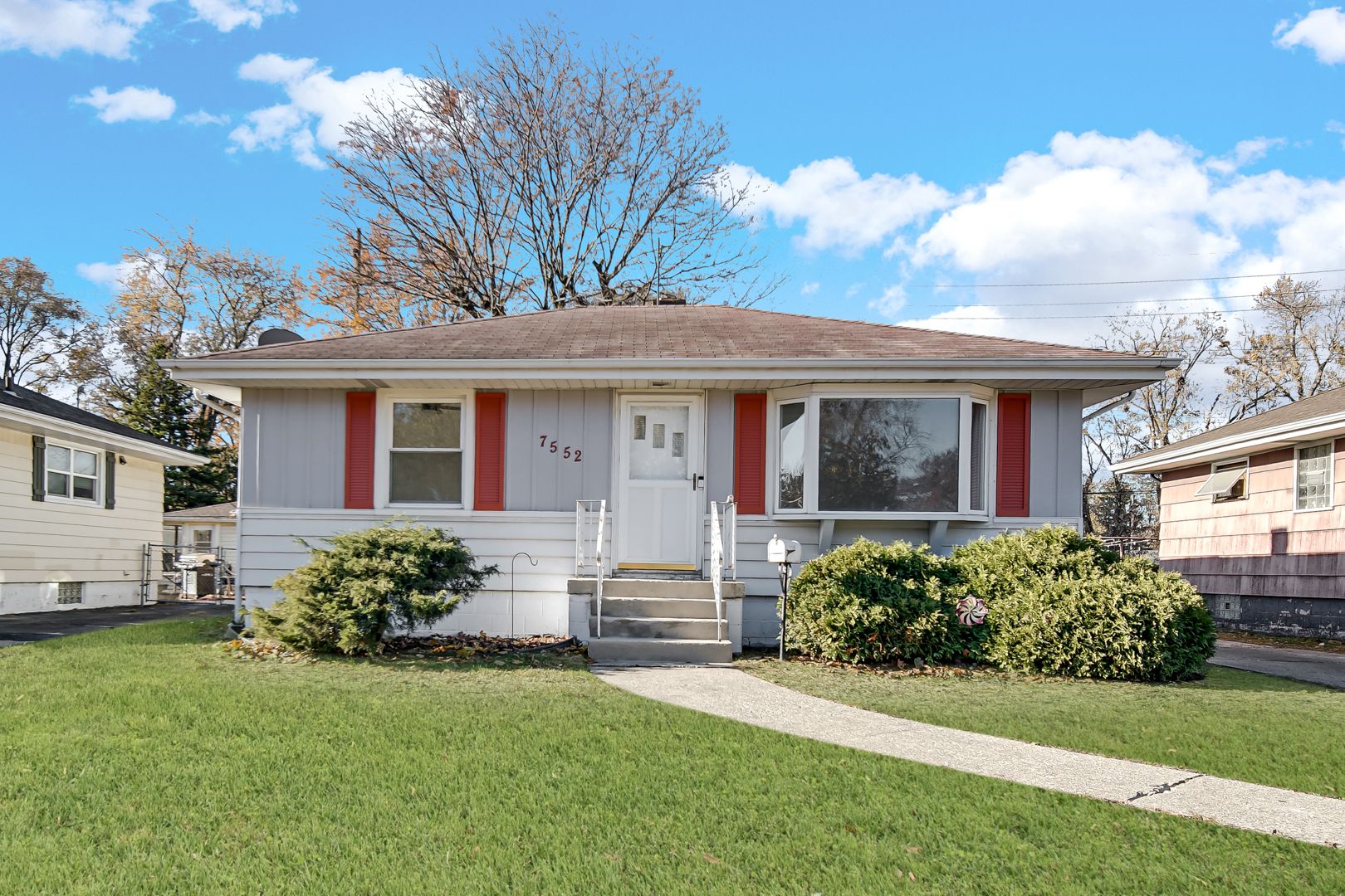 Hammond House: 7552 Southeastern Ave