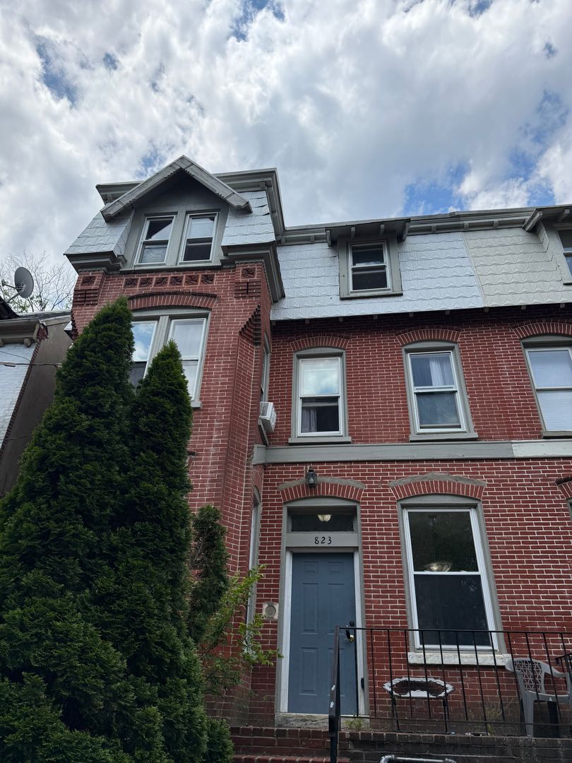 Wilmington Apartment: 823 N Jackson St.