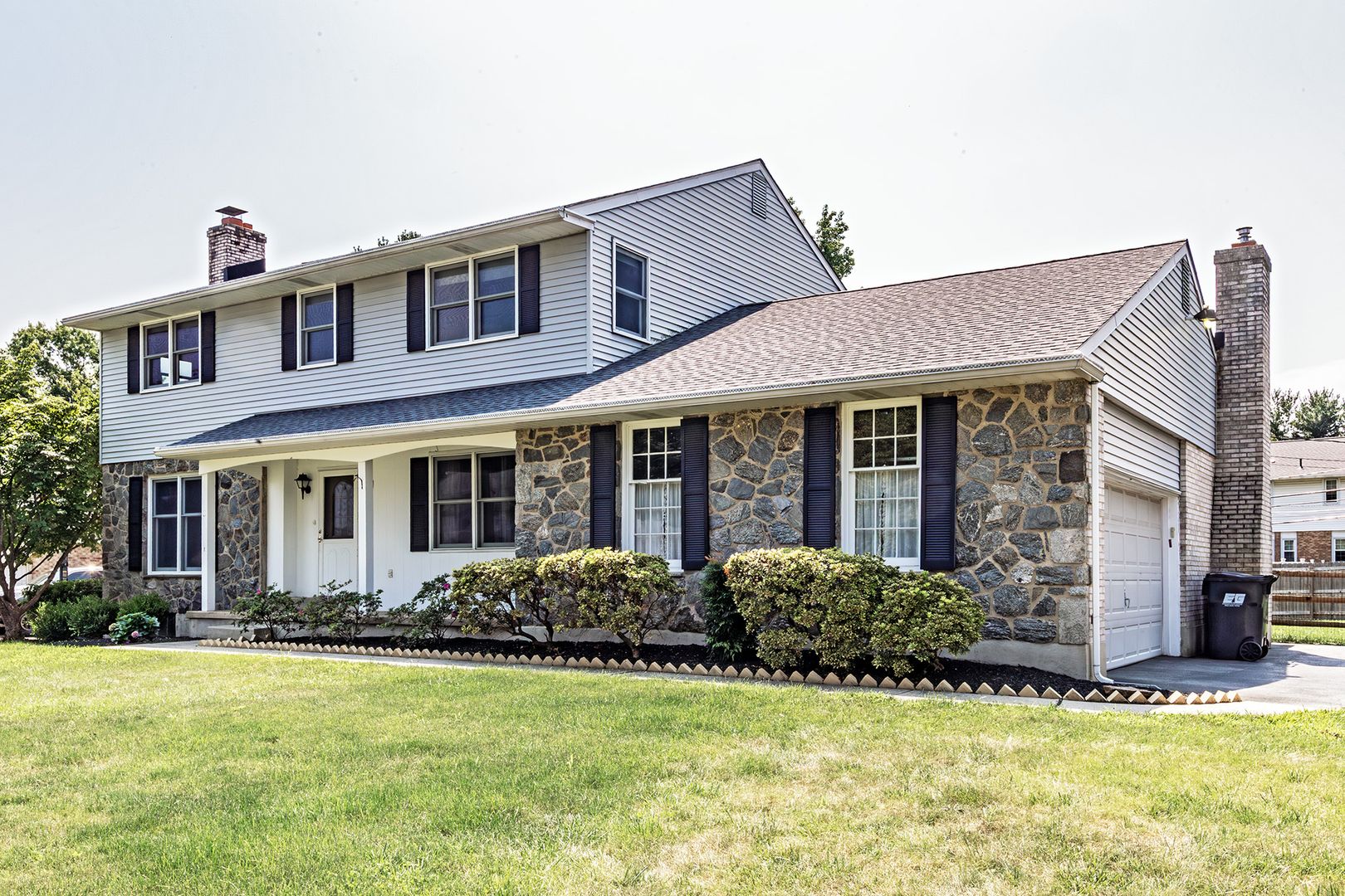 Wilmington House: 2412 Manet Rd.