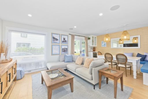 Coastal Furnished Extended Stay Home | Newport Beach Balboa Peninsula – photo 1