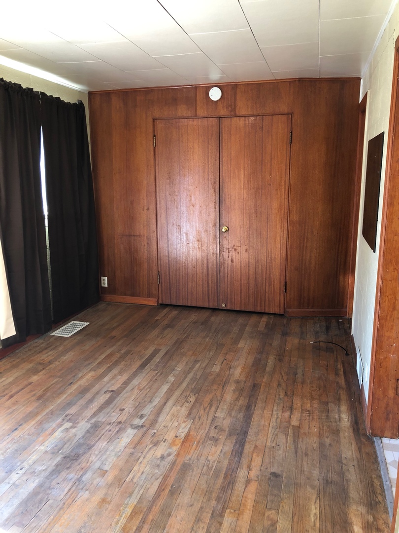 Rawlins Apartment: 710 9th Street