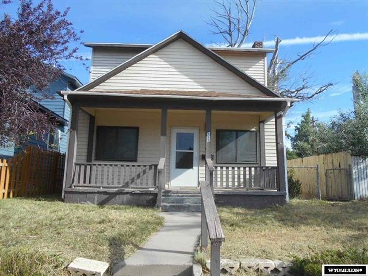 Rawlins House: 111 W Buffalo