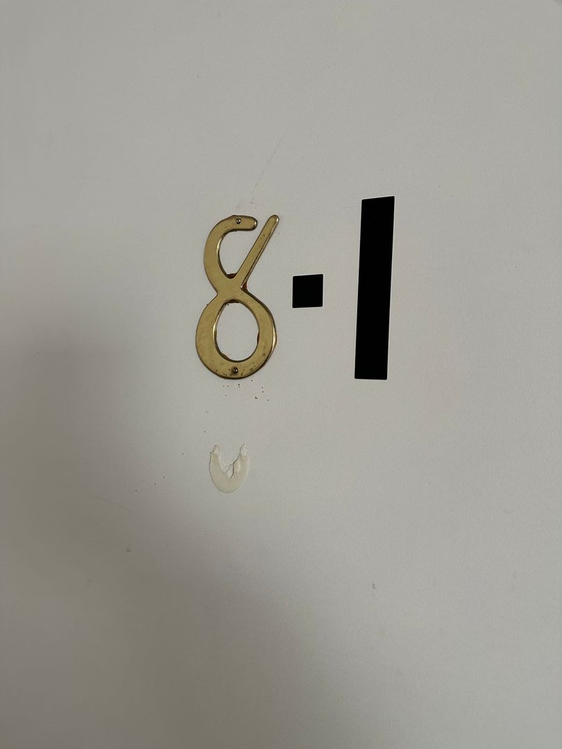 Rawlins Apartment: 218 W Walnut