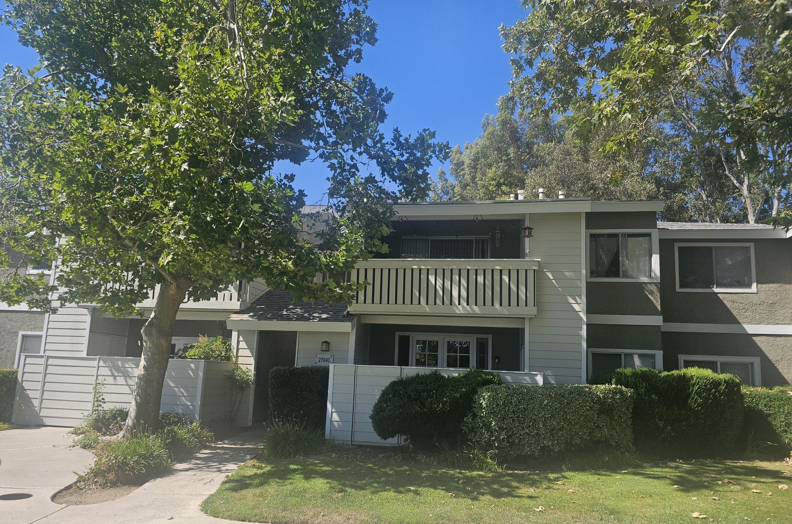 Santa Clarita Apartment: 27640 Susan Beth Way