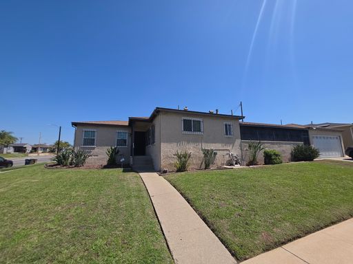 Updated 3-Bedroom Home with Bonus Room, New Appliances & New Central Air – photo 1