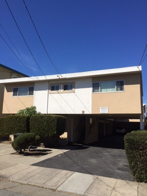 San Mateo Apartment: 37 East 40th Ave