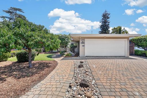 Updated 4BR Palo Alto Home with Central A/C & Two Private Outdoor Spaces – photo 1